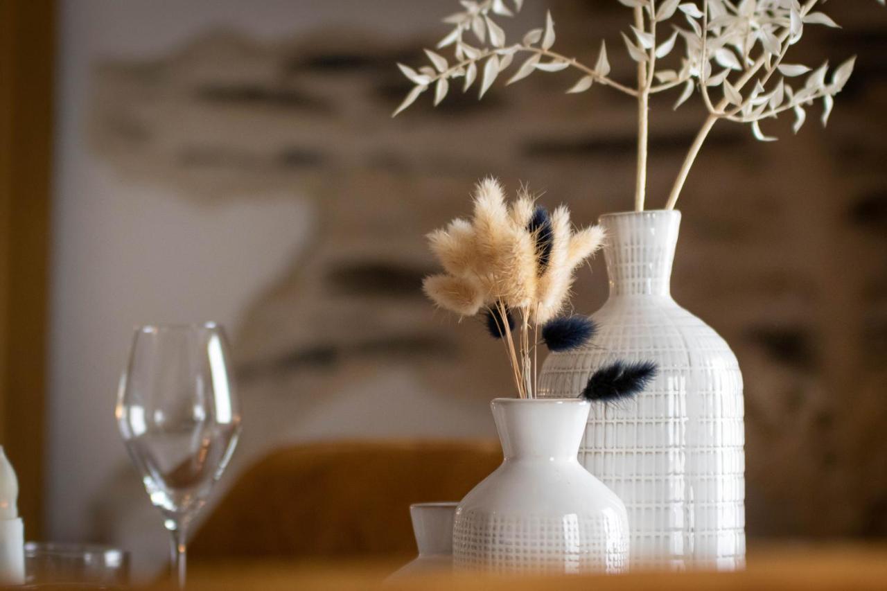 Love Room Boheme Les Petits Plaisirs อองเชร์ ภายนอก รูปภาพ